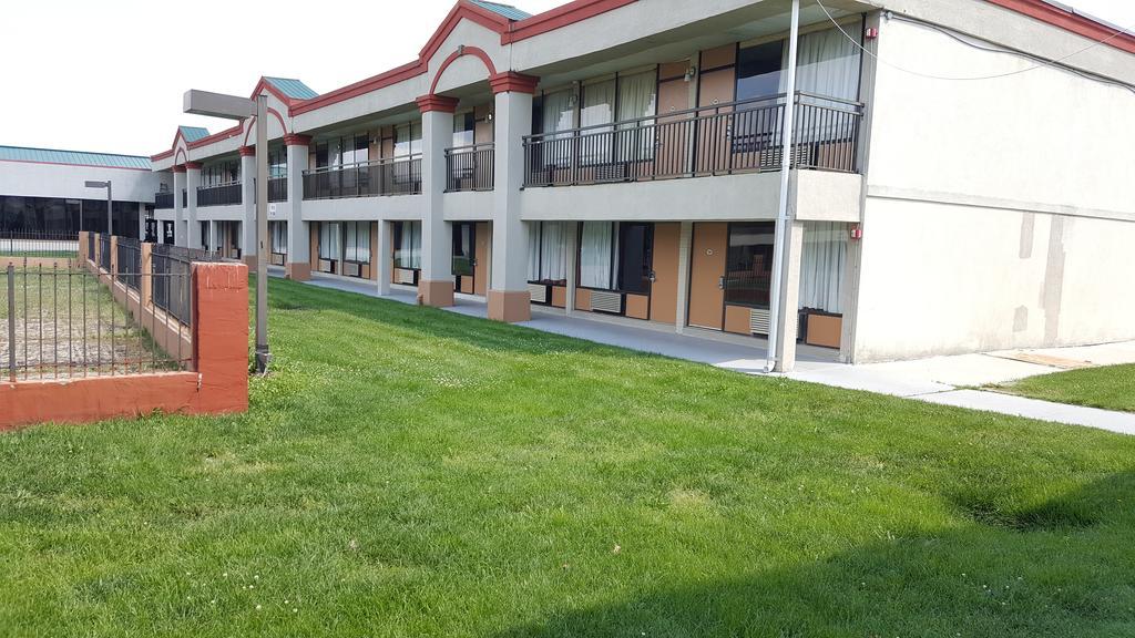 Red Carpet Inn & Suites Carneys Point/Wilmington Exterior foto